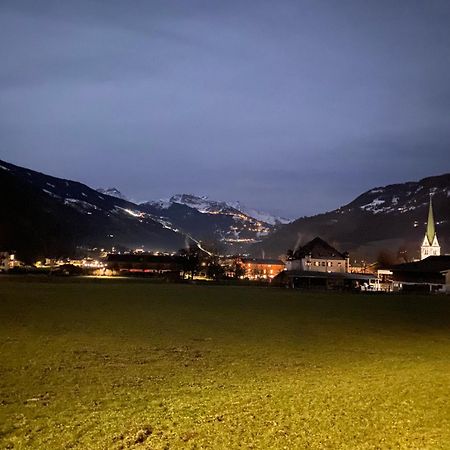 Gasthof Neumeister ชตุมม์ ภายนอก รูปภาพ