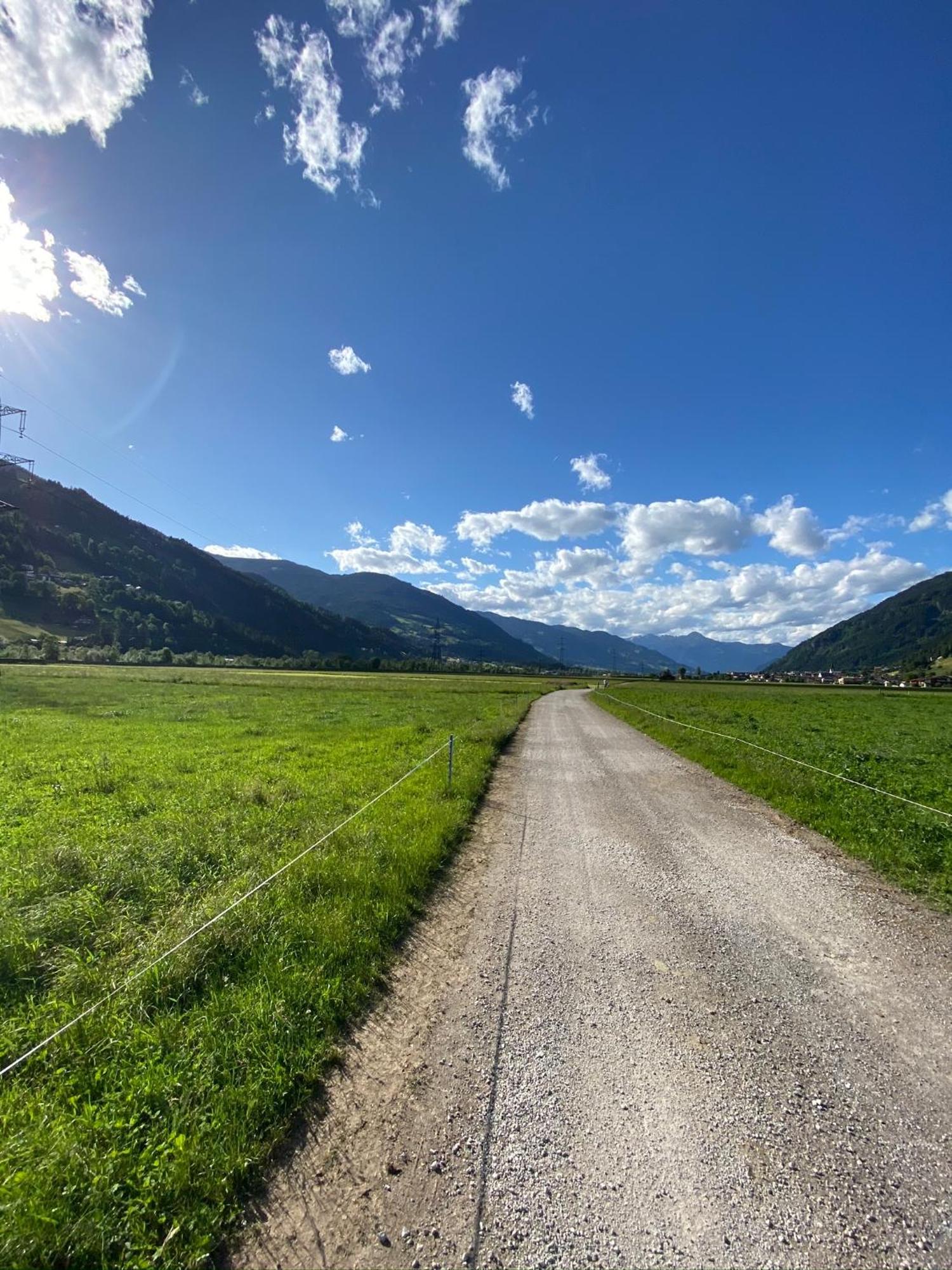 Gasthof Neumeister ชตุมม์ ภายนอก รูปภาพ